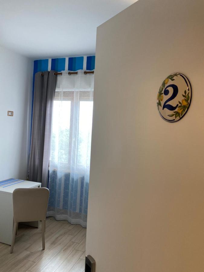 Sorrento Inn Lodge Екстер'єр фото